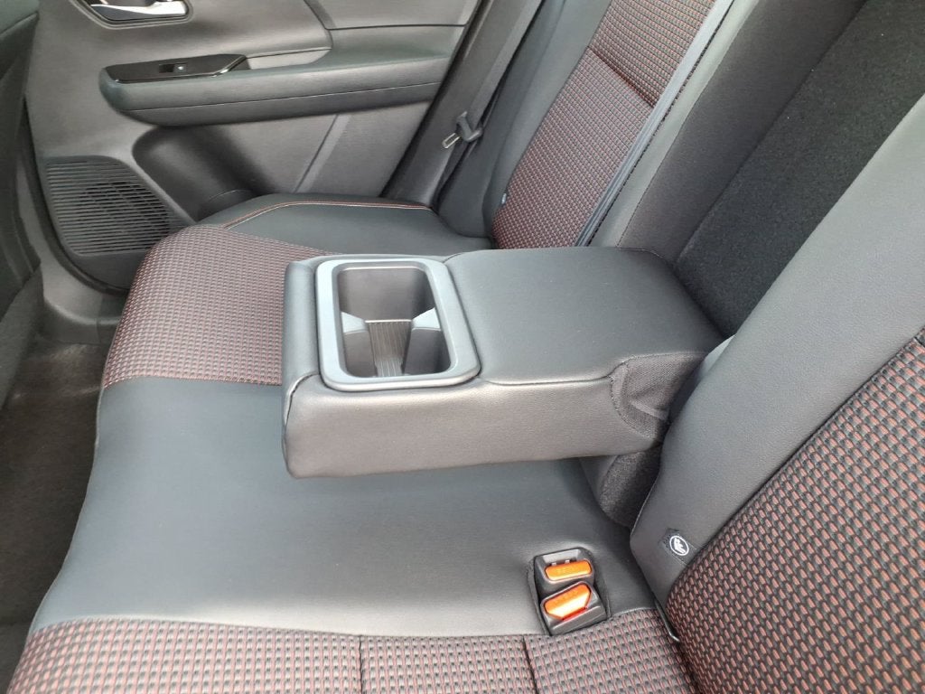 2027 Nissan Kicks SR