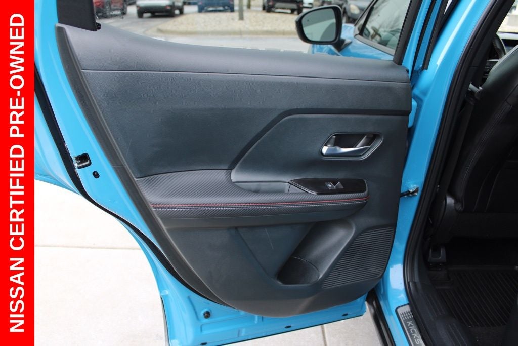 2025 Nissan Kicks SR