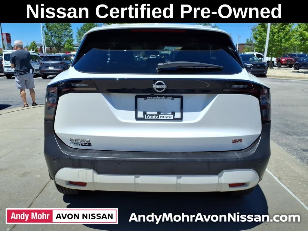 2025 Nissan Kicks SR