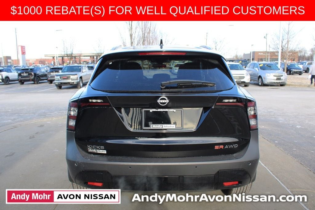 2026 Nissan Kicks SR