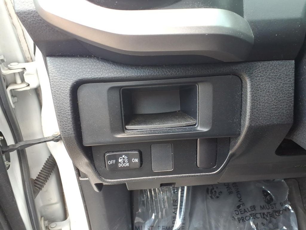 2017 Toyota Tacoma SR5 V6