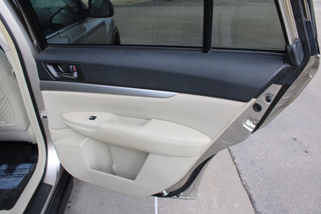 2014 Subaru Outback 2.5i Premium