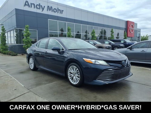 2020 Toyota Camry Hybrid XLE
