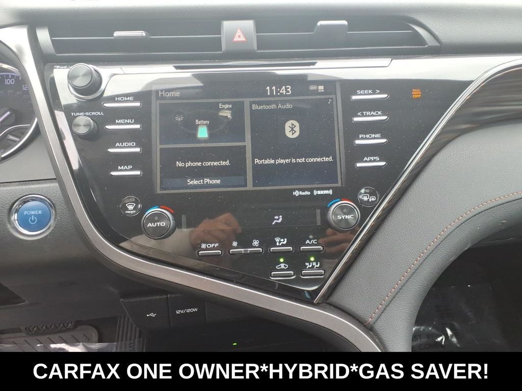 2020 Toyota Camry Hybrid XLE