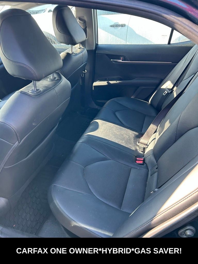 2020 Toyota Camry Hybrid XLE