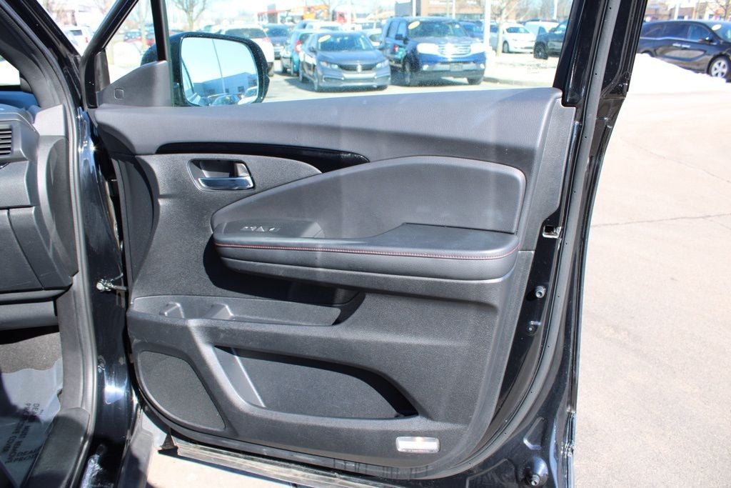 2020 Honda Ridgeline Black Edition