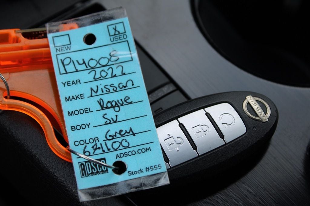 2022 Nissan Rogue SV