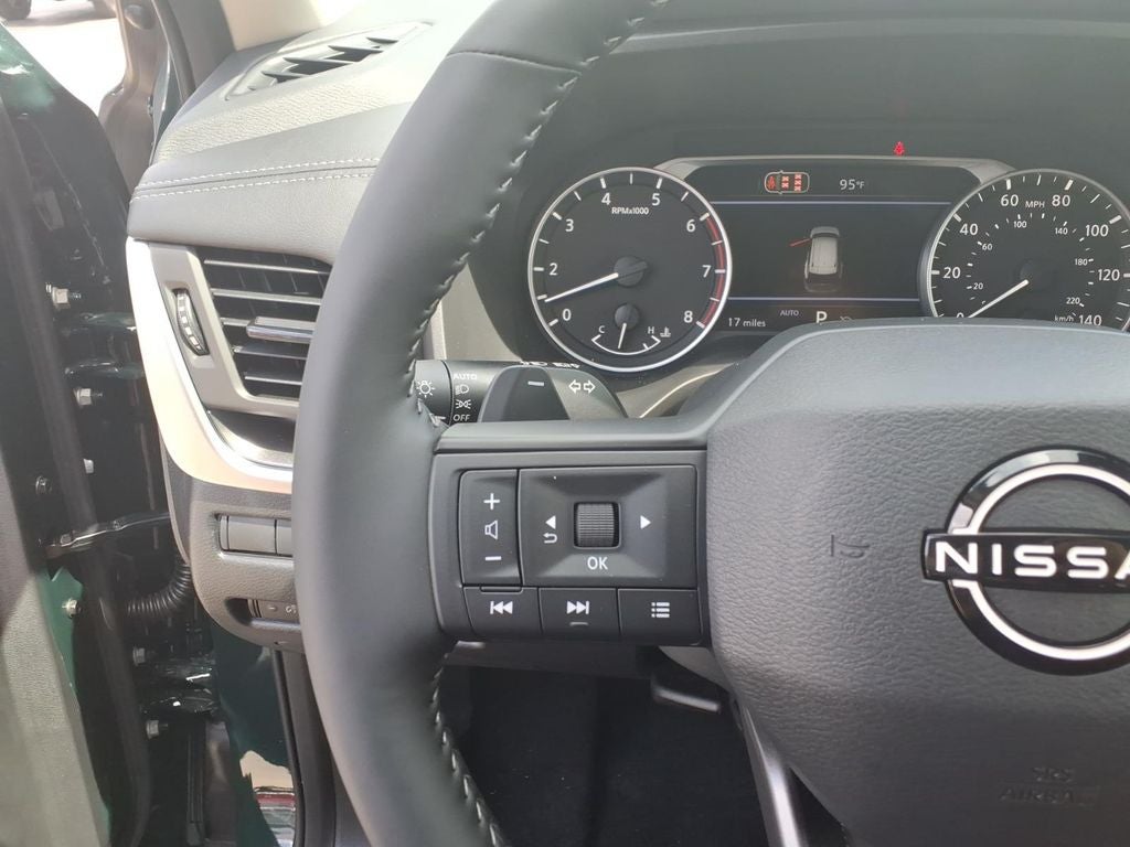 2026 Nissan Rogue Dark Armor