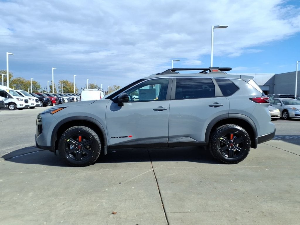 2027 Nissan Rogue SV