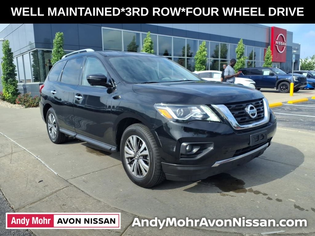 2020 Nissan Pathfinder SL