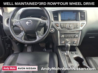 2020 Nissan Pathfinder SL