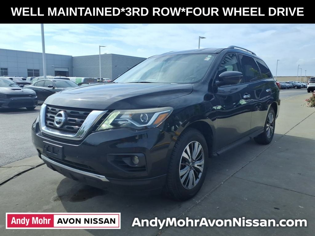 2020 Nissan Pathfinder SL