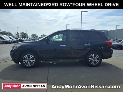 2020 Nissan Pathfinder SL