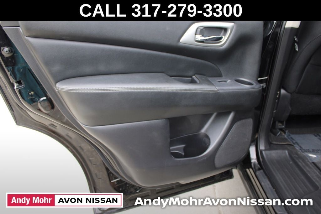 2019 Nissan Pathfinder S