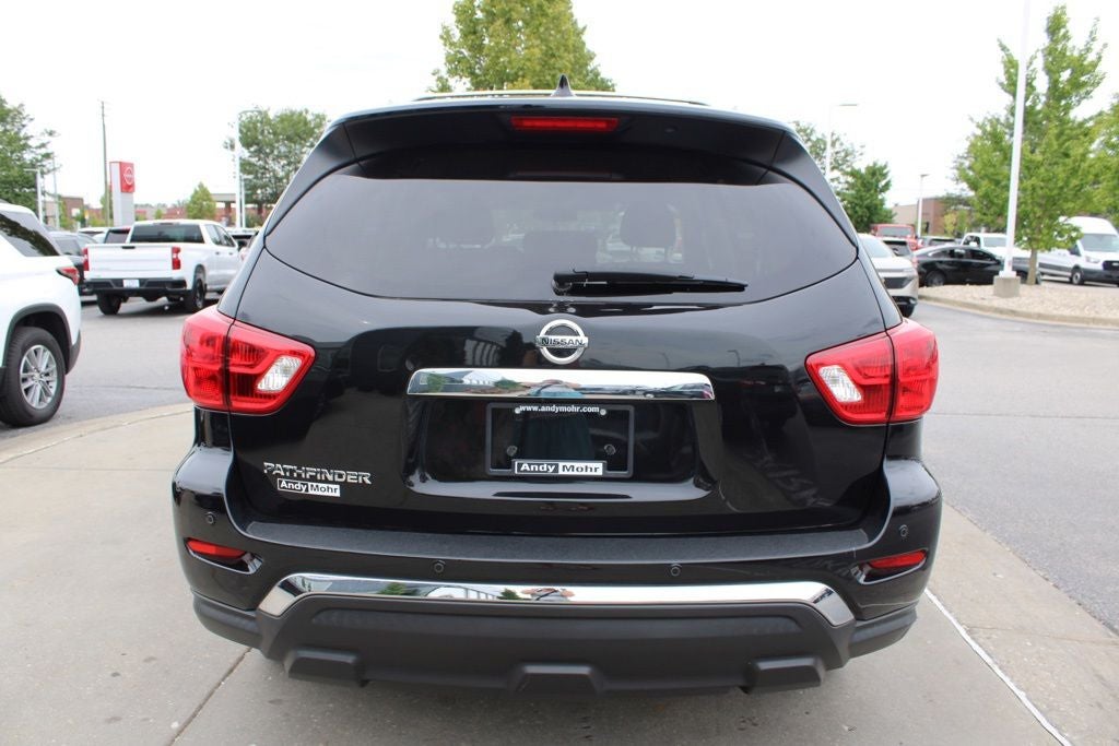 2019 Nissan Pathfinder S