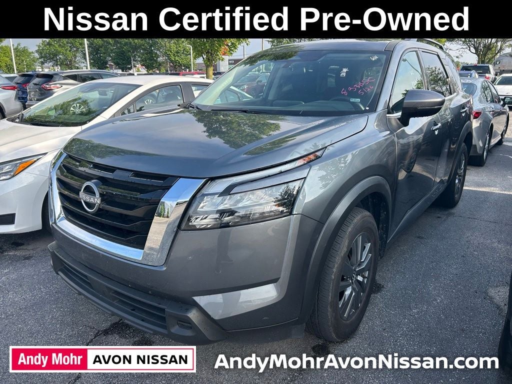 2025 Nissan Pathfinder SV