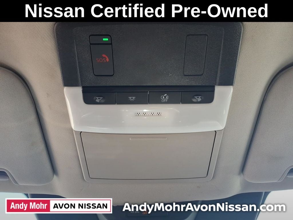 2025 Nissan Pathfinder SV