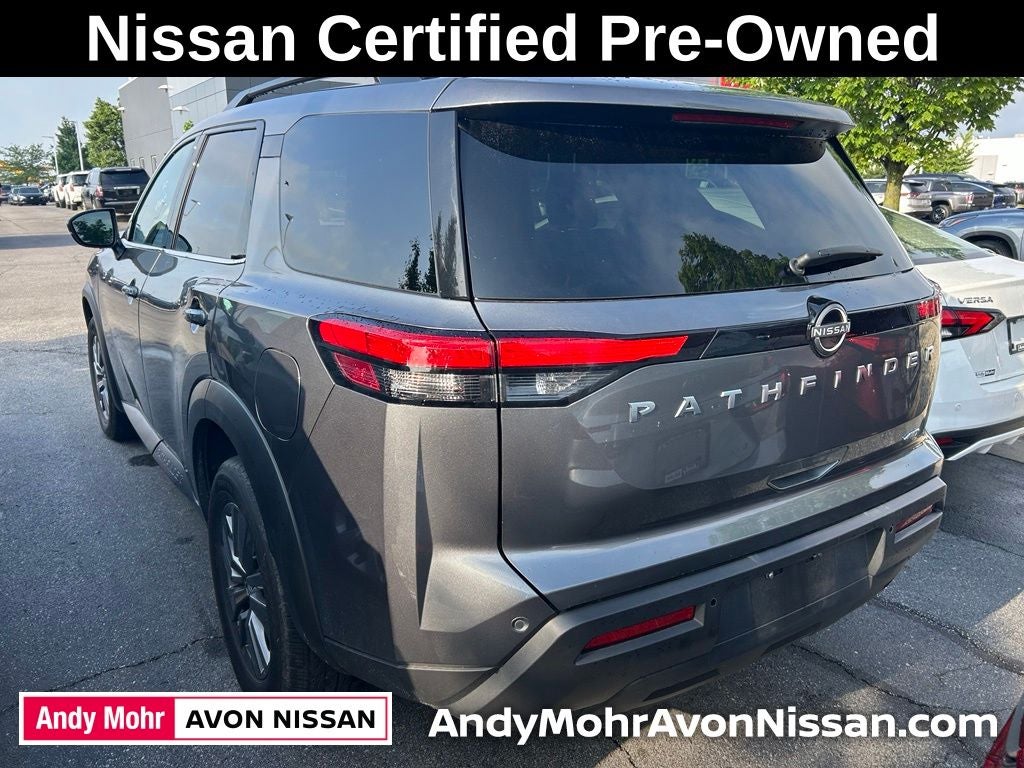 2025 Nissan Pathfinder SV