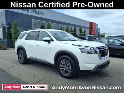 2025 Nissan Pathfinder SV