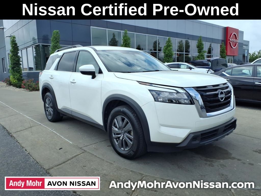 2025 Nissan Pathfinder SV