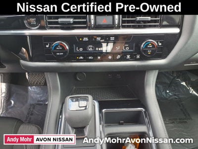 2025 Nissan Pathfinder SV