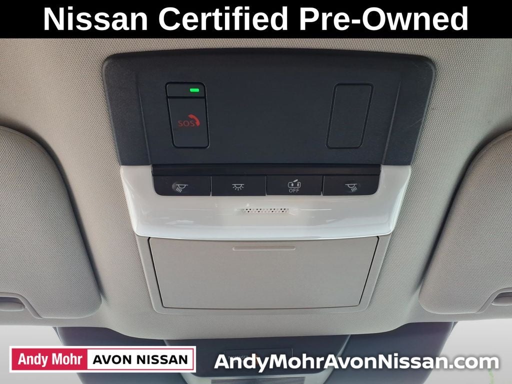 2025 Nissan Pathfinder SV
