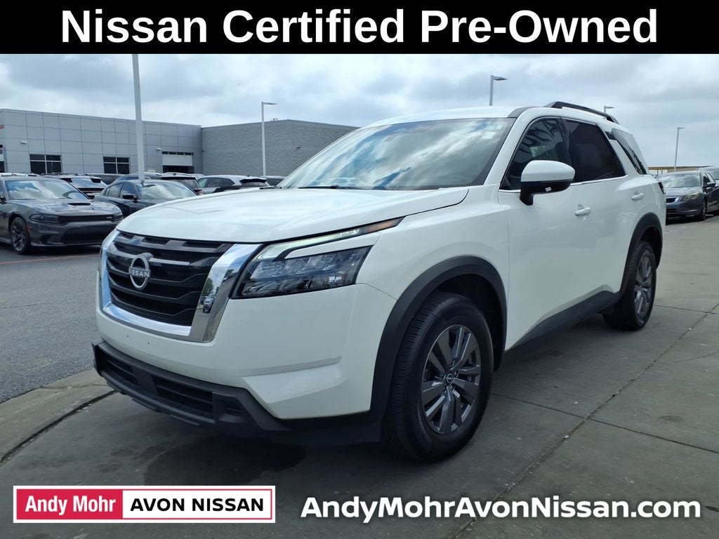 2025 Nissan Pathfinder SV