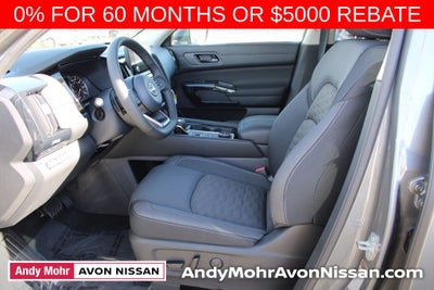 2025 Nissan Pathfinder SV