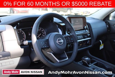 2025 Nissan Pathfinder SV