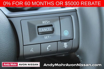 2025 Nissan Pathfinder SV