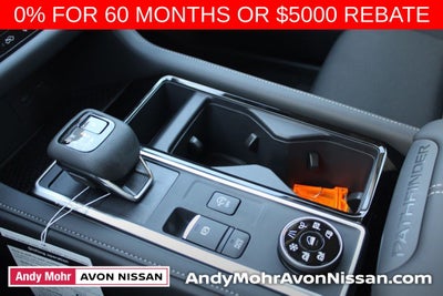 2025 Nissan Pathfinder SV