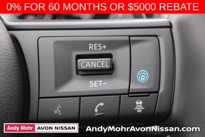 2025 Nissan Pathfinder SV