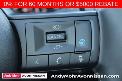 2025 Nissan Pathfinder SV