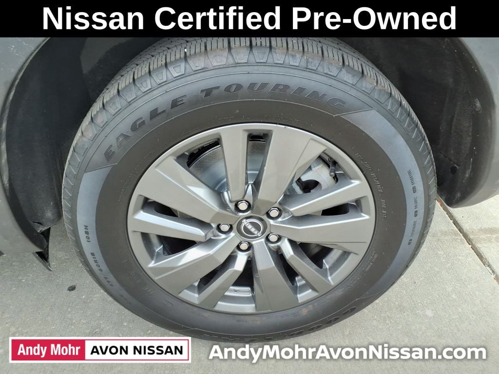 2024 Nissan Pathfinder SV