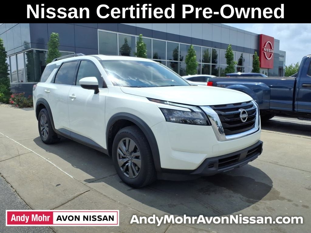 2024 Nissan Pathfinder SV