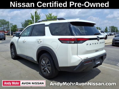 2024 Nissan Pathfinder SV