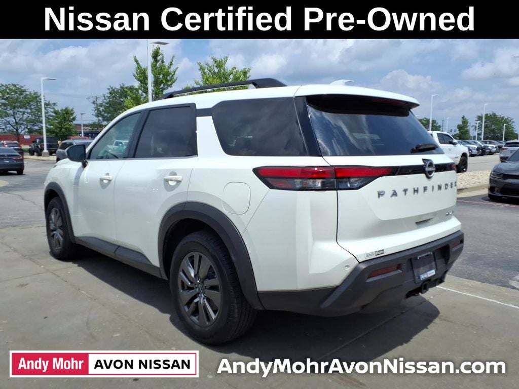 2024 Nissan Pathfinder SV