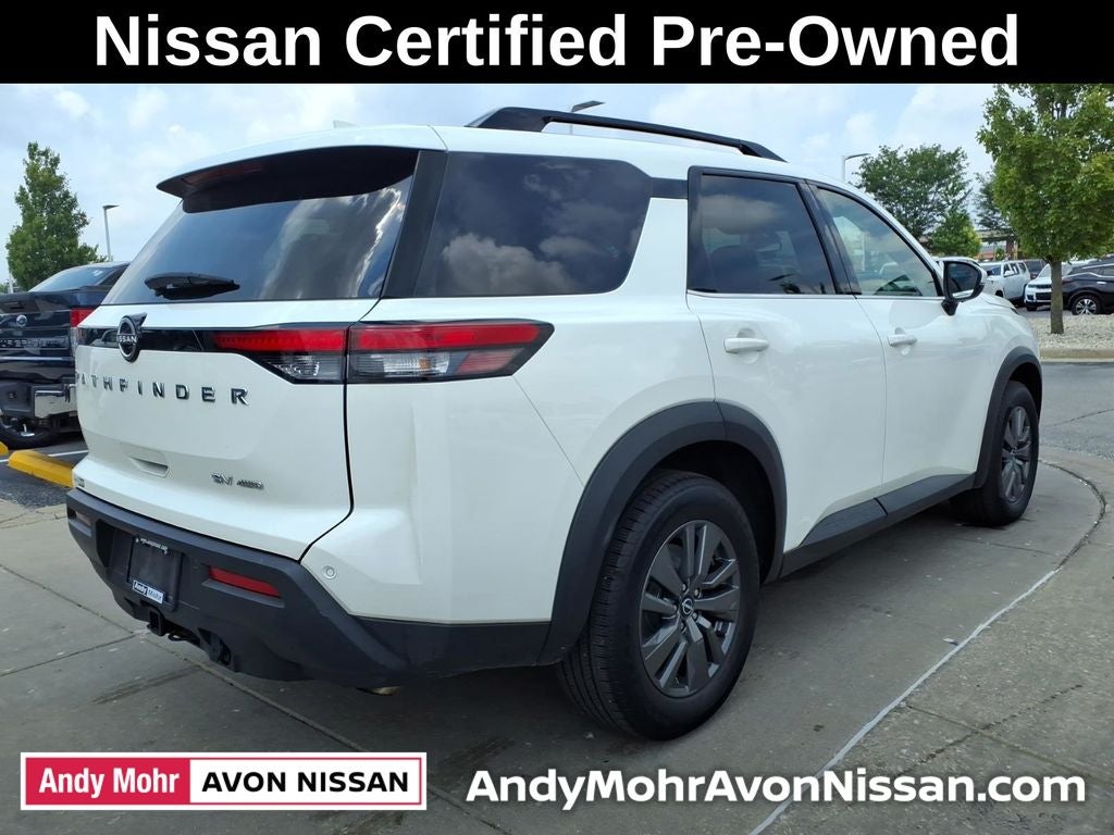2024 Nissan Pathfinder SV