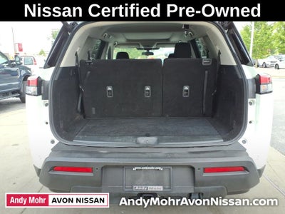 2024 Nissan Pathfinder SV
