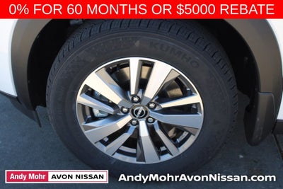 2025 Nissan Pathfinder SL