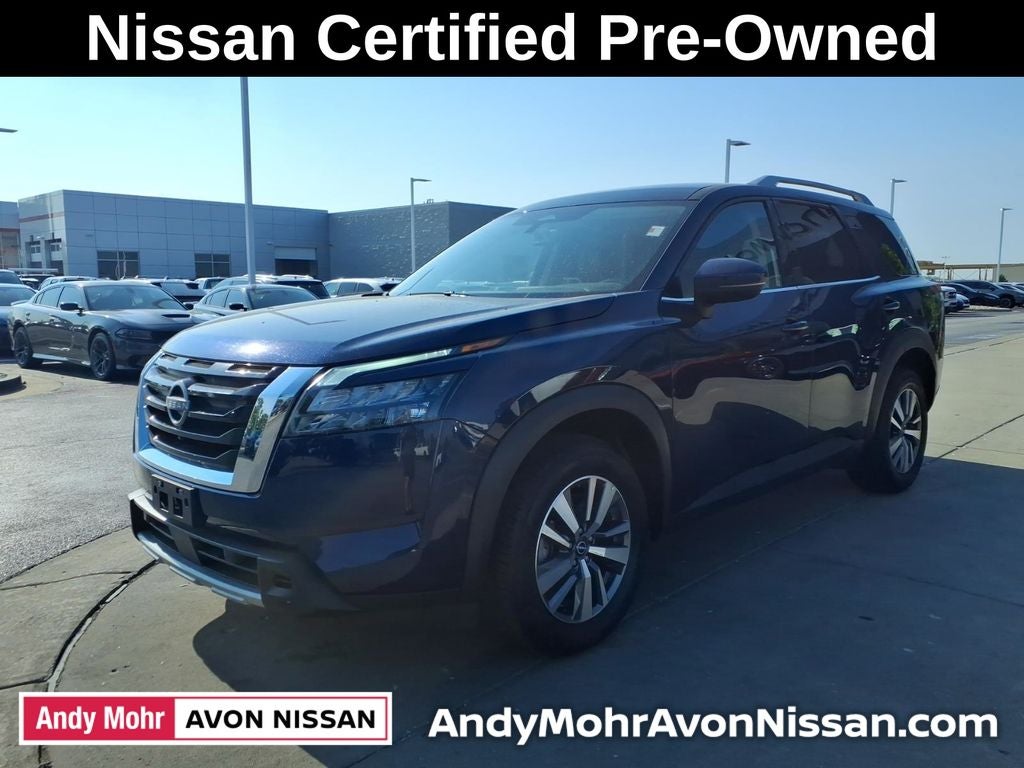 2025 Nissan Pathfinder SL