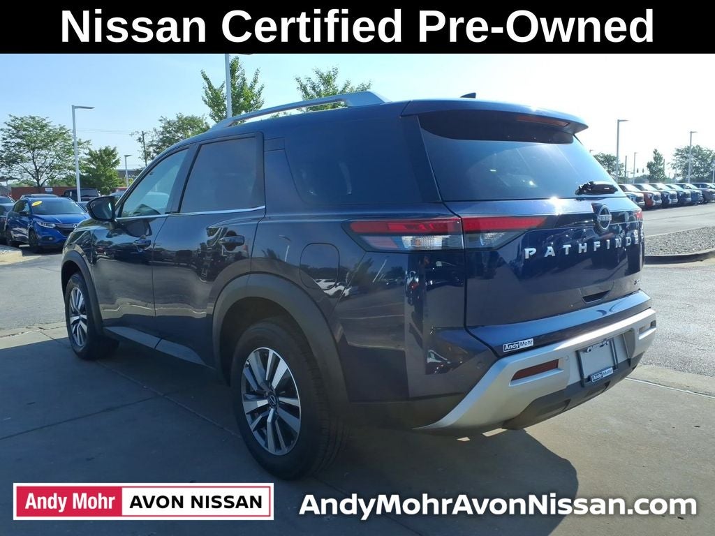 2025 Nissan Pathfinder SL