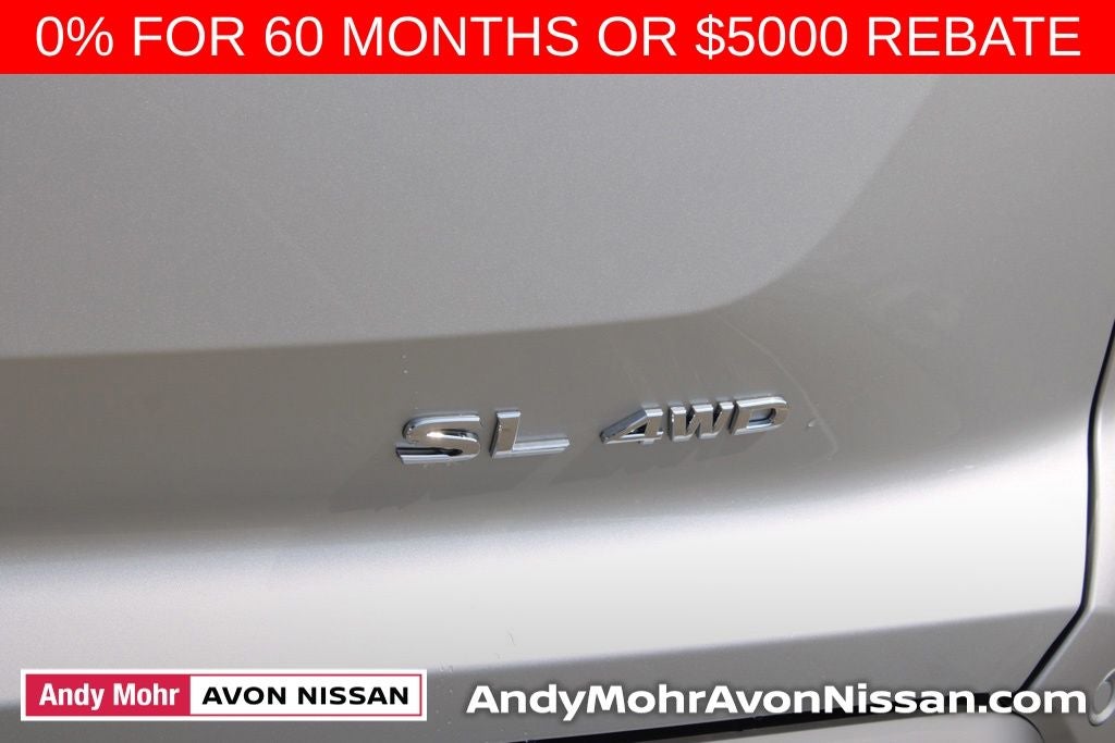 2025 Nissan Pathfinder SL