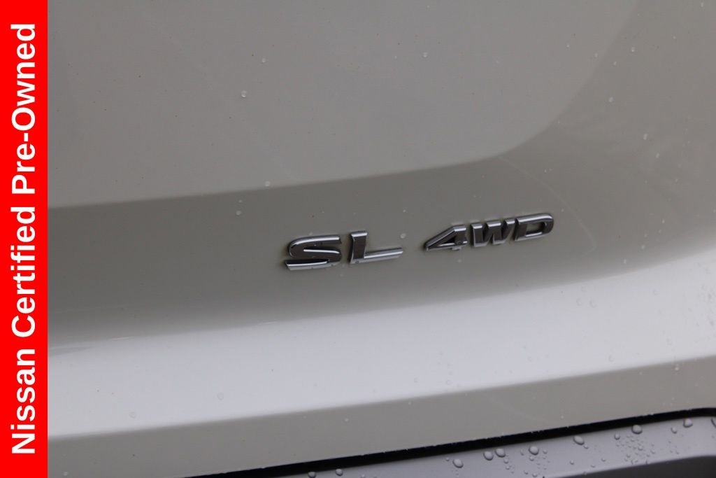 2023 Nissan Pathfinder SL