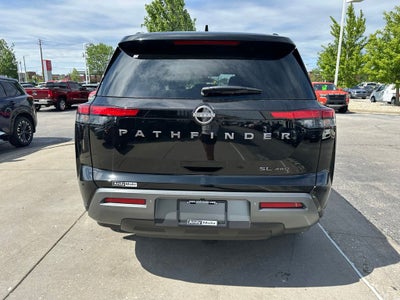 2026 Nissan Pathfinder SL