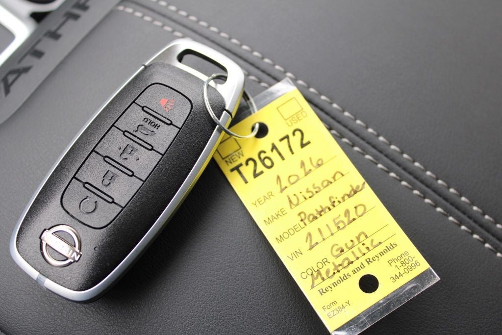 2026 Nissan Pathfinder SL