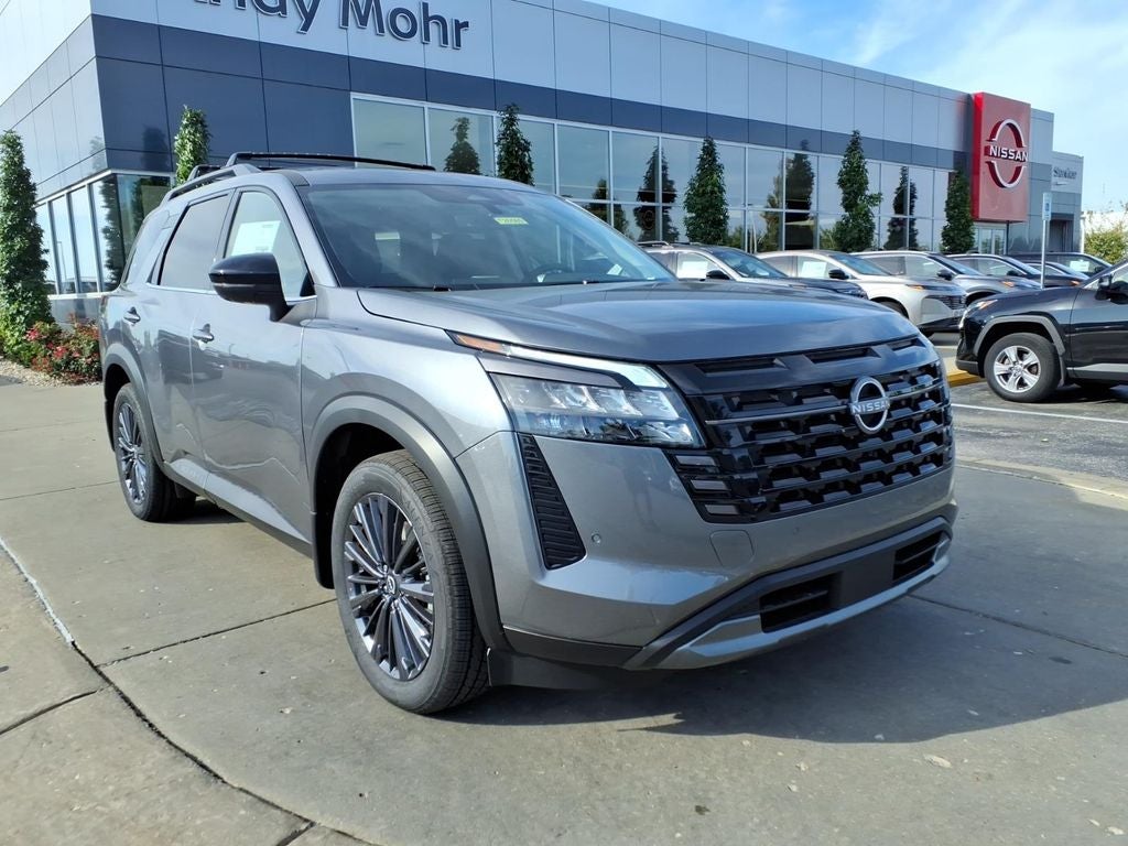 2026 Nissan Pathfinder SL