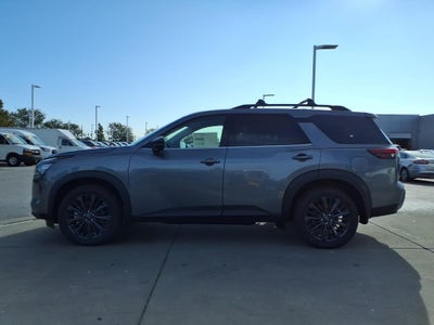 2026 Nissan Pathfinder SL