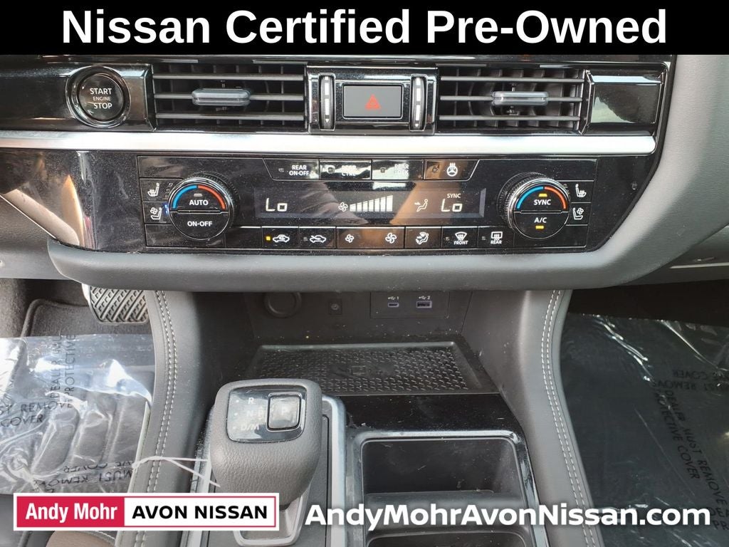 2025 Nissan Pathfinder Platinum