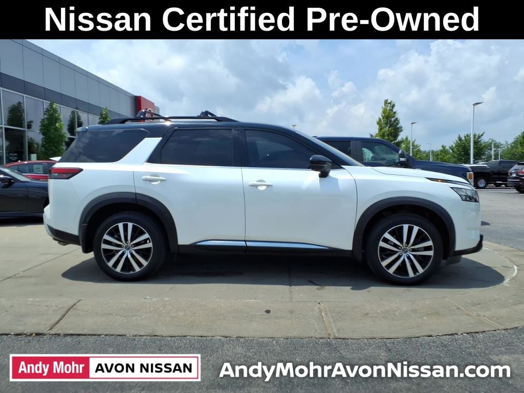 2025 Nissan Pathfinder Platinum